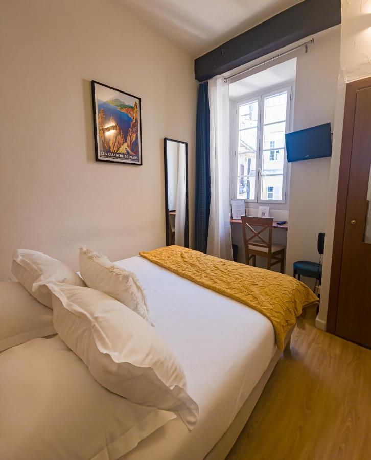 Hotel Posta Vecchia Бастия Экстерьер фото