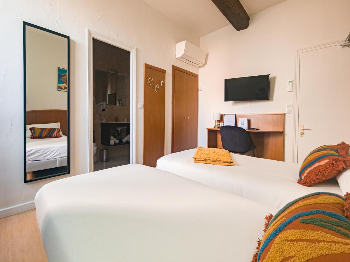 Hotel Posta Vecchia Бастия Экстерьер фото