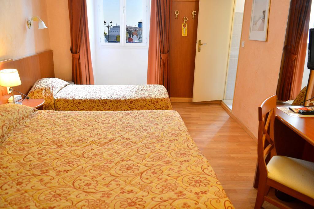 Hotel Posta Vecchia Бастия Экстерьер фото