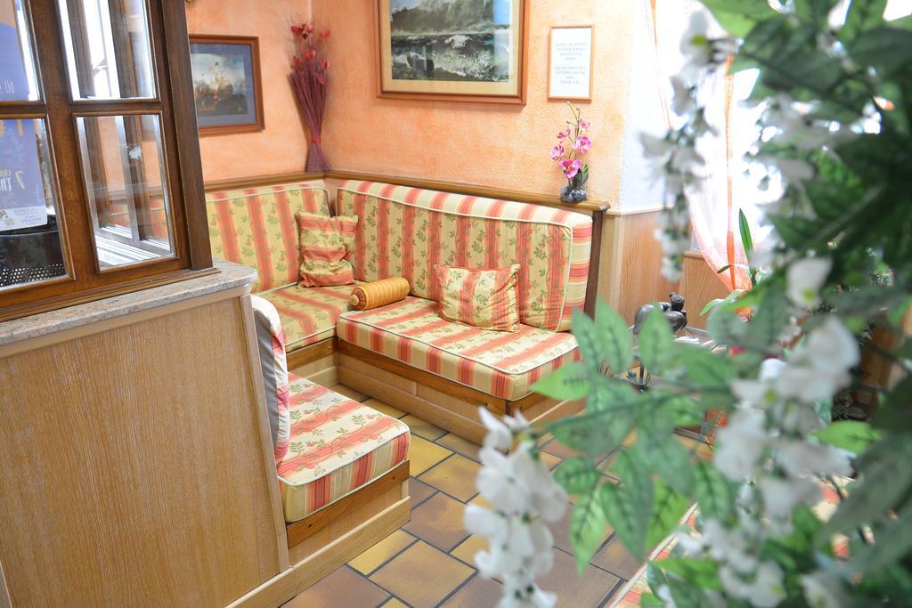 Hotel Posta Vecchia Бастия Экстерьер фото