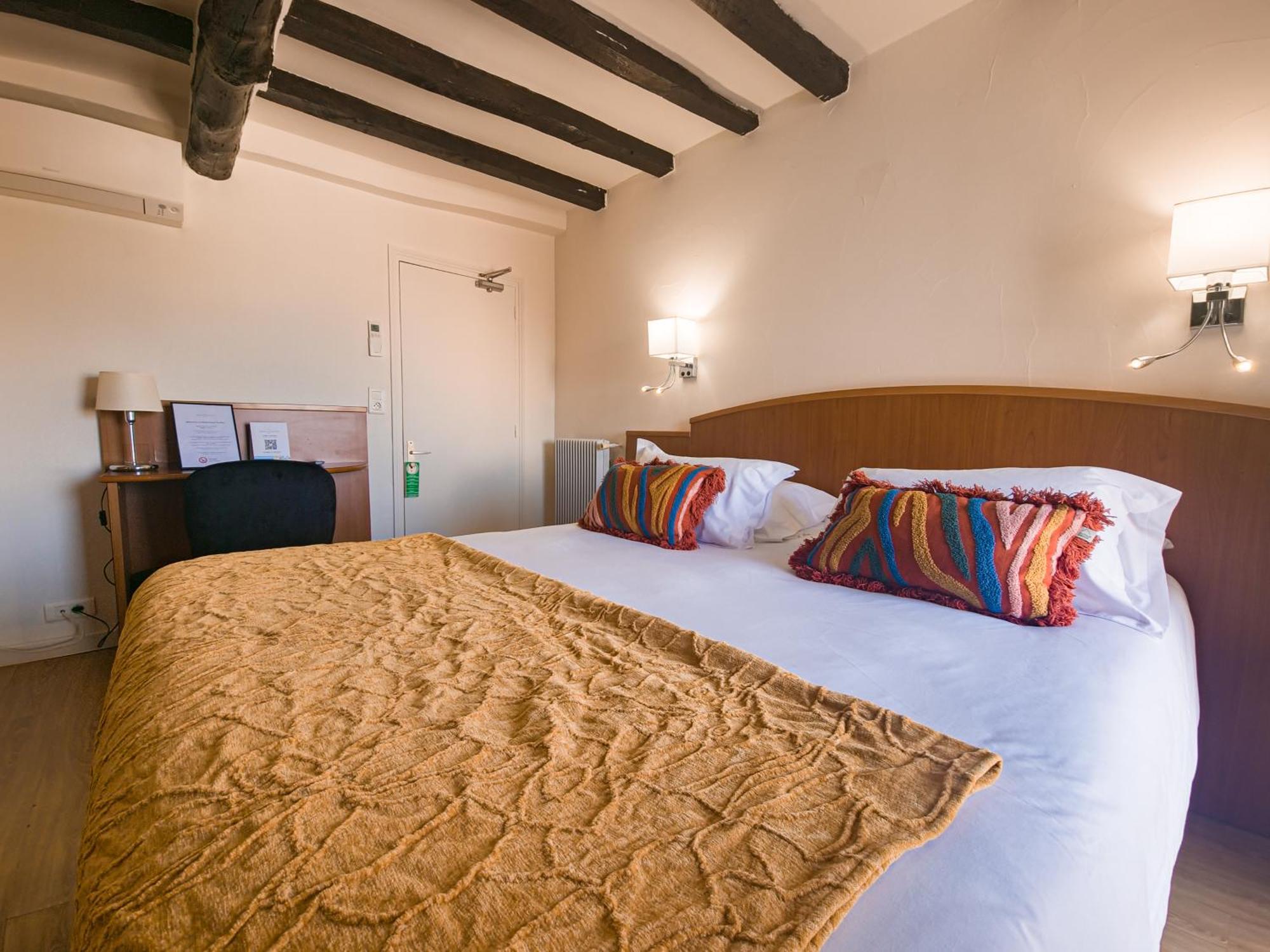 Hotel Posta Vecchia Бастия Экстерьер фото