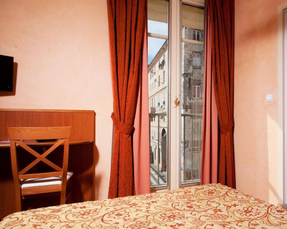 Hotel Posta Vecchia Бастия Экстерьер фото