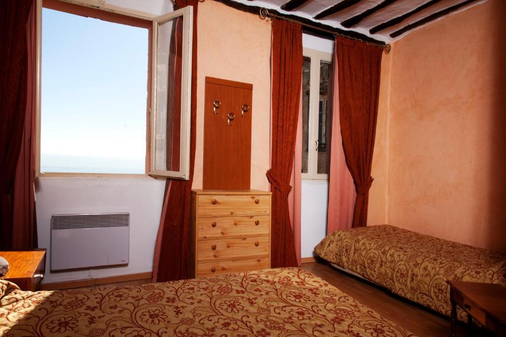 Hotel Posta Vecchia Бастия Экстерьер фото